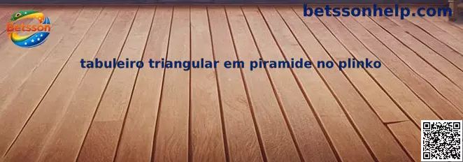 Exemplo de tabuleiro triangular em piramide no plinko